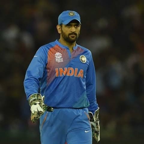 ideep_7's tweet photo. कौन था वह जो विकेट के पीछे से ही मैच को पलट देता था 😊😊🥳🇮🇳😔
#T20Iworldcup2022 #irfanpathan #INDvsENG 
#TeamIndia #T20WorldCup 
Retweet:-dhoni
Like:-VIRAT https://t.co/7Y92sPKQfB