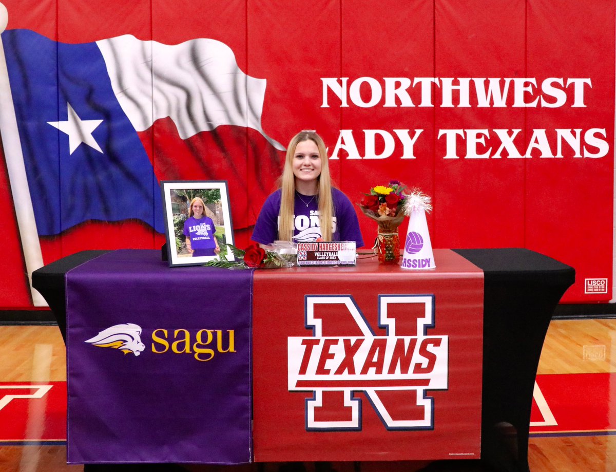 cassharg's tweet photo. officially signed! shoutout to my biggest supporters for everything💜 so excited to be a lion 🦁 #golions https://t.co/ngXMO0ibiu