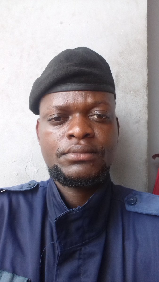 KalambayiMike's tweet photo. L'histoire  ne change pas, essaye de pense  à nos militaire qui soufré  pour l'intérêt du pays https://t.co/NEVeKuX912