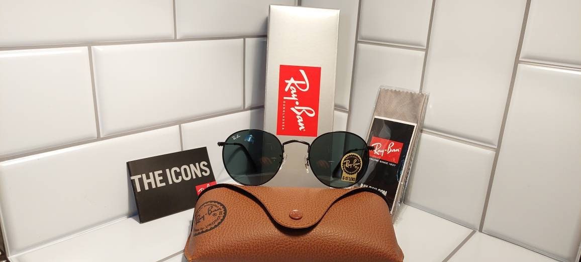 H_I_Defaz's tweet photo. Excited to share the latest addition to my #etsy shop: Ray-Ban RB3447 Black frame/Black lenses #black #sunglasses #rayban #influencer #roundmetal #lifestyle #gold #resort #giftsforher #VeteransDay2022 https://t.co/M8oh2aRITM https://t.co/ixKoiJ2Pab
