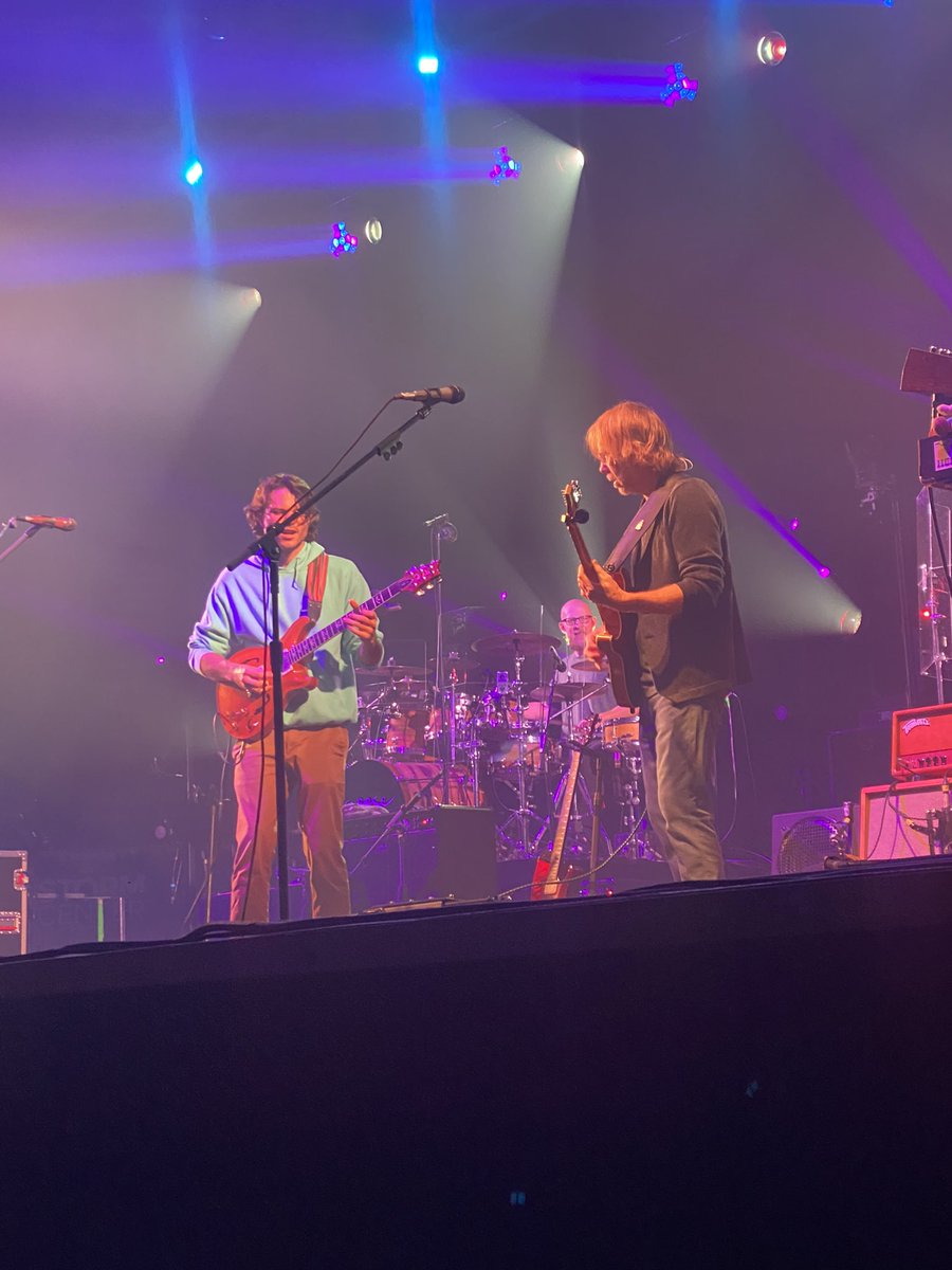 For me, being in the front row is akin to achieving mindfulness for hours straight. I drink in every moment &amp; saver every note. 
Goose(my 1st)/TAB 11/9
<a href="/goosetheband/">Goose</a> <a href="/osirispod/">Osiris Media</a> <a href="/treyanastasio/">Trey Anastasio</a> <a href="/phish/">Phish</a> <a href="/Jhartswick/">Jennifer Hartswick</a>