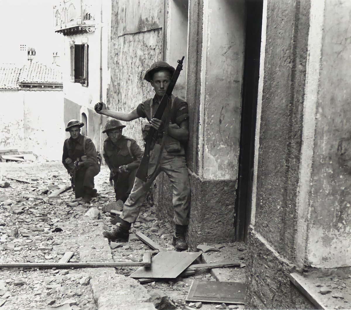 My dad, Max Zabrodski, age 21, throwing a grenade into a snipers nest in 1943. #Ortona #LestWeForget