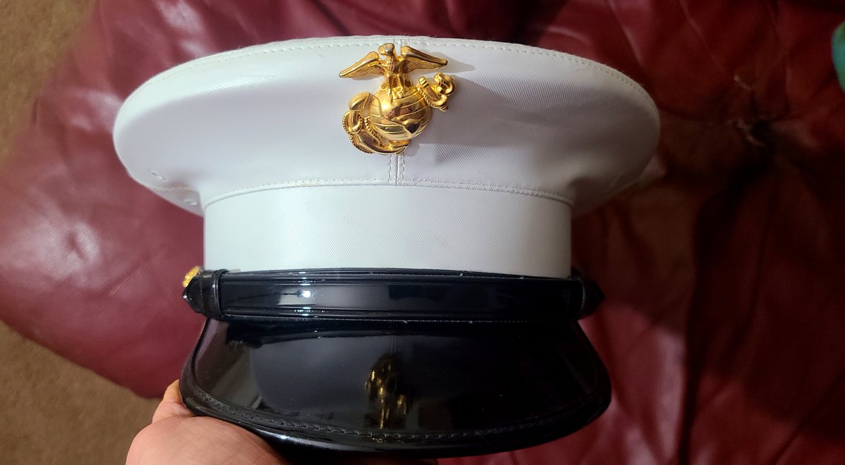 SharpTusk's tweet photo. By accident, I found this being discarded last night. Didn't feel right to leave it, so I grabbed it & brought it home. #USMC247 https://t.co/Q2zUsvzyTk