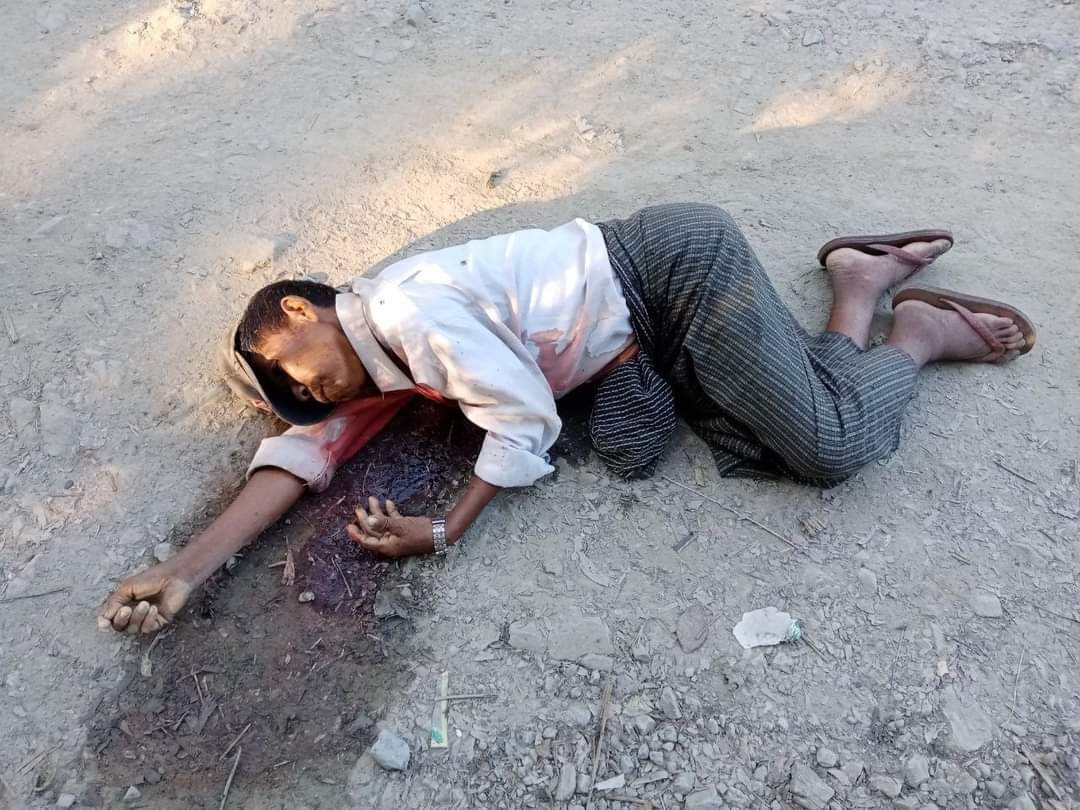 9  #Rakhine Arakanese villagers were brutally killed by Myanmar soilders today in Shaun-I-Gree village in Ponagyuan tsp #Arakan. Witness said that nine bodies have gun shots, sword attack and many more sign of brutalities. <a href="/CNN/">CNN</a> <a href="/govsingapore/">Singapore Government</a> <a href="/BBCLondonNews/">BBC London</a> <a href="/Voaburmese/">VOA Burmese</a>