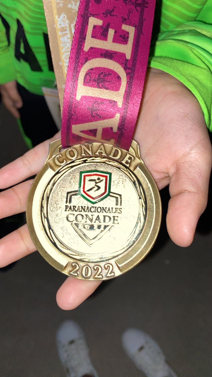 normaltrevino's tweet photo. Barbara Aguilar Guerrero, niña de discapacidad, ganó el día de hoy medalla de oro en los 50 metros dorso, ella es representante de la selección de Coahuila en los juegos Paranacionales CONADE 2022, alumna destacada de Centro Acuático en nuestra ciudad. @mrikelme  @fergzzt https://t.co/Av1f1PxANx