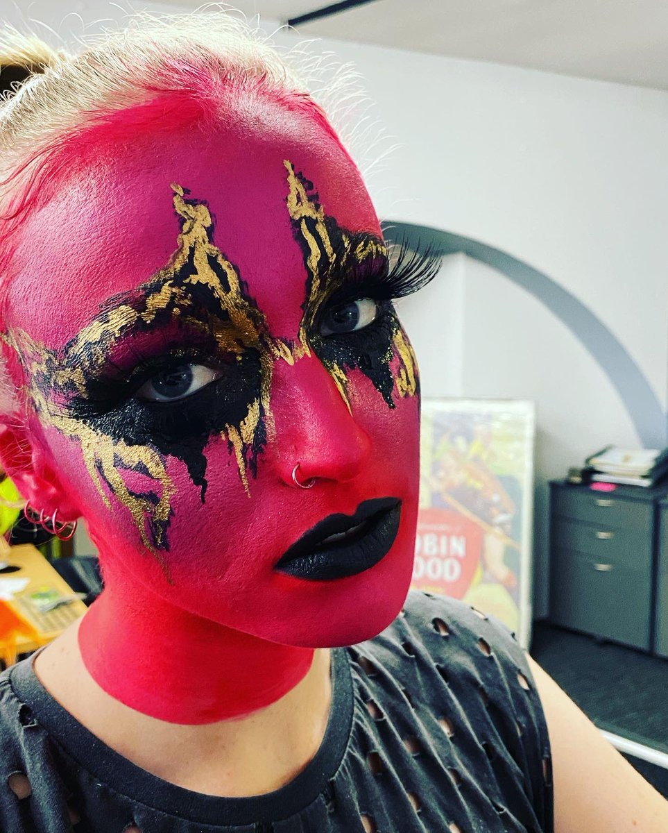 TheDreamChannel's tweet image. 2. In branching narrative films, audiences can go into VR mode to complete story branches. The level of detail required in Hair &amp;amp; make so audiences can get up close &amp;amp; personal is paramount . Meet #princesslea . #kgrindstudios #NFTVformat #Web3Gaming