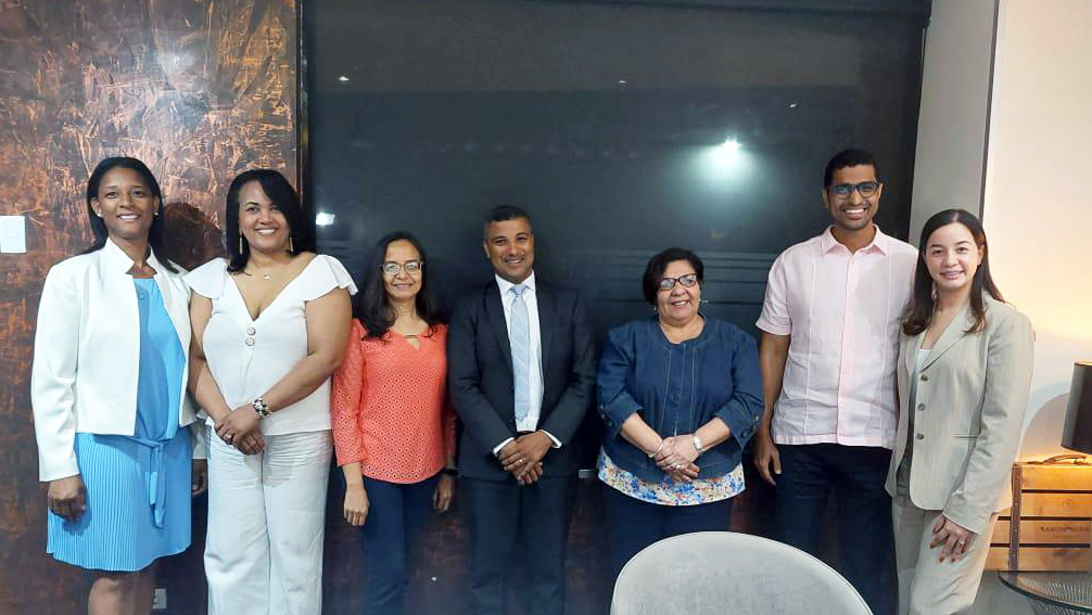 SGSISCA_SICA's tweet photo. La SISCA sostuvo una reunión con Representantes del @gabsocialRD, @SuperateRDO y @SiubenRD de #RepúblicaDominicana, para dar seguimiento al proceso de consulta y validación de acciones que se desarrollan como parte del Proyecto de Apoyo al #Plan3R. https://t.co/b5AAjDsCwv