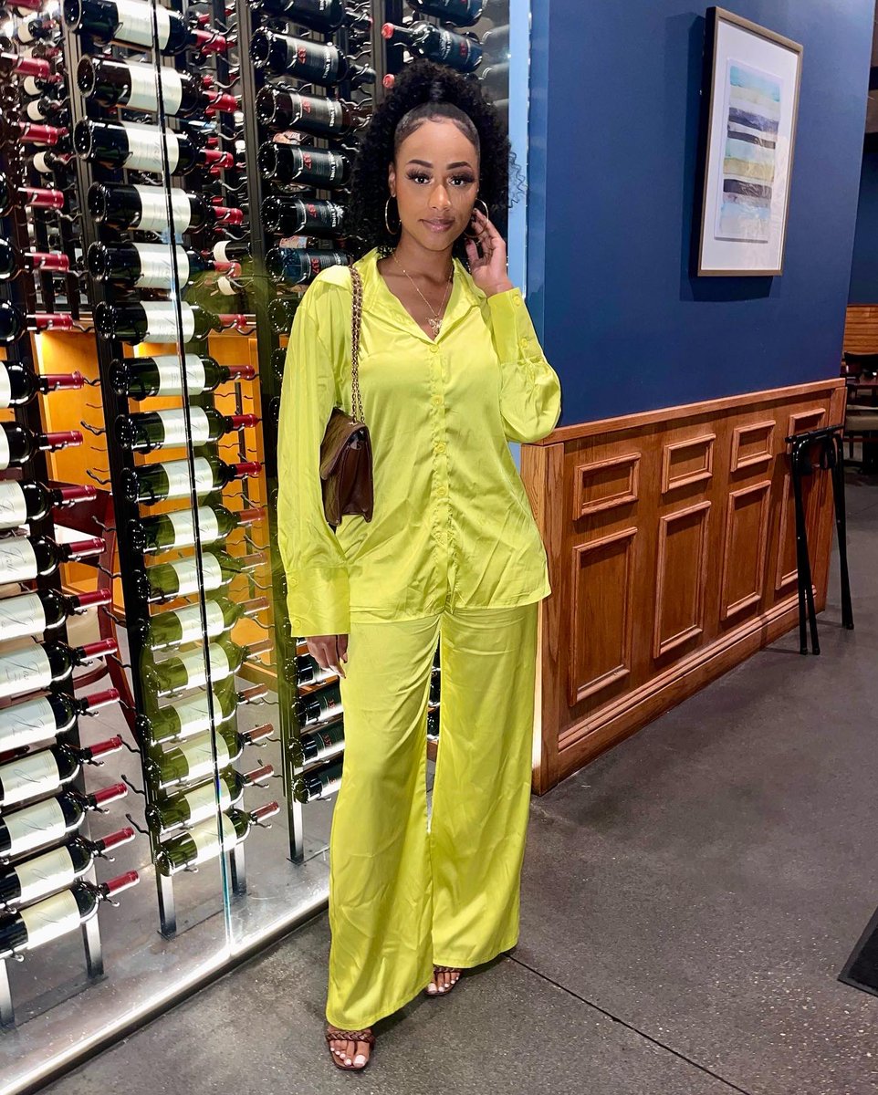 tonyshaxo's tweet photo. scorpio queen 🦂 #hello27 https://t.co/NYlGkBspmV