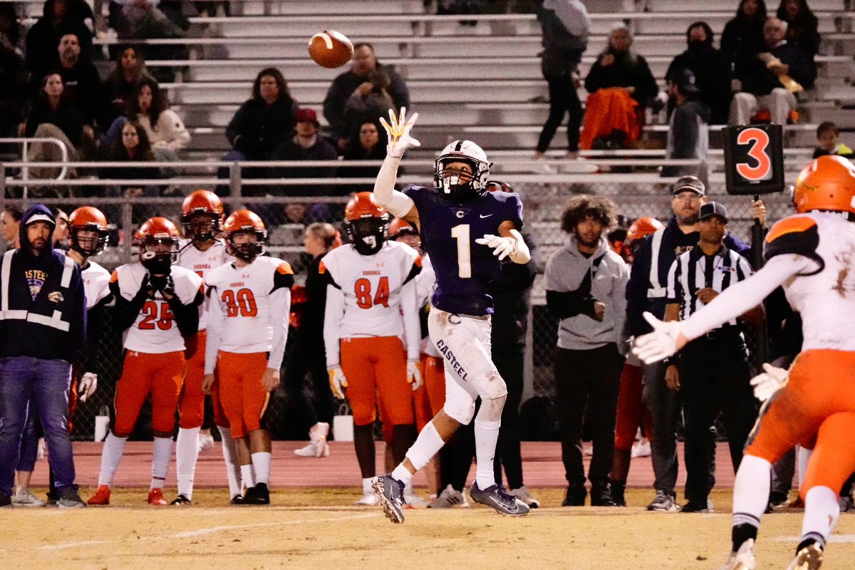 What a catch <a href="/arxzeke/">Zeke Rodriguez</a> <a href="/casteeltdclub/">Casteel TD Club</a> <a href="/CasteelFootball/">Casteel Football</a> <a href="/CasteelAthletic/">Casteel Athletics</a>