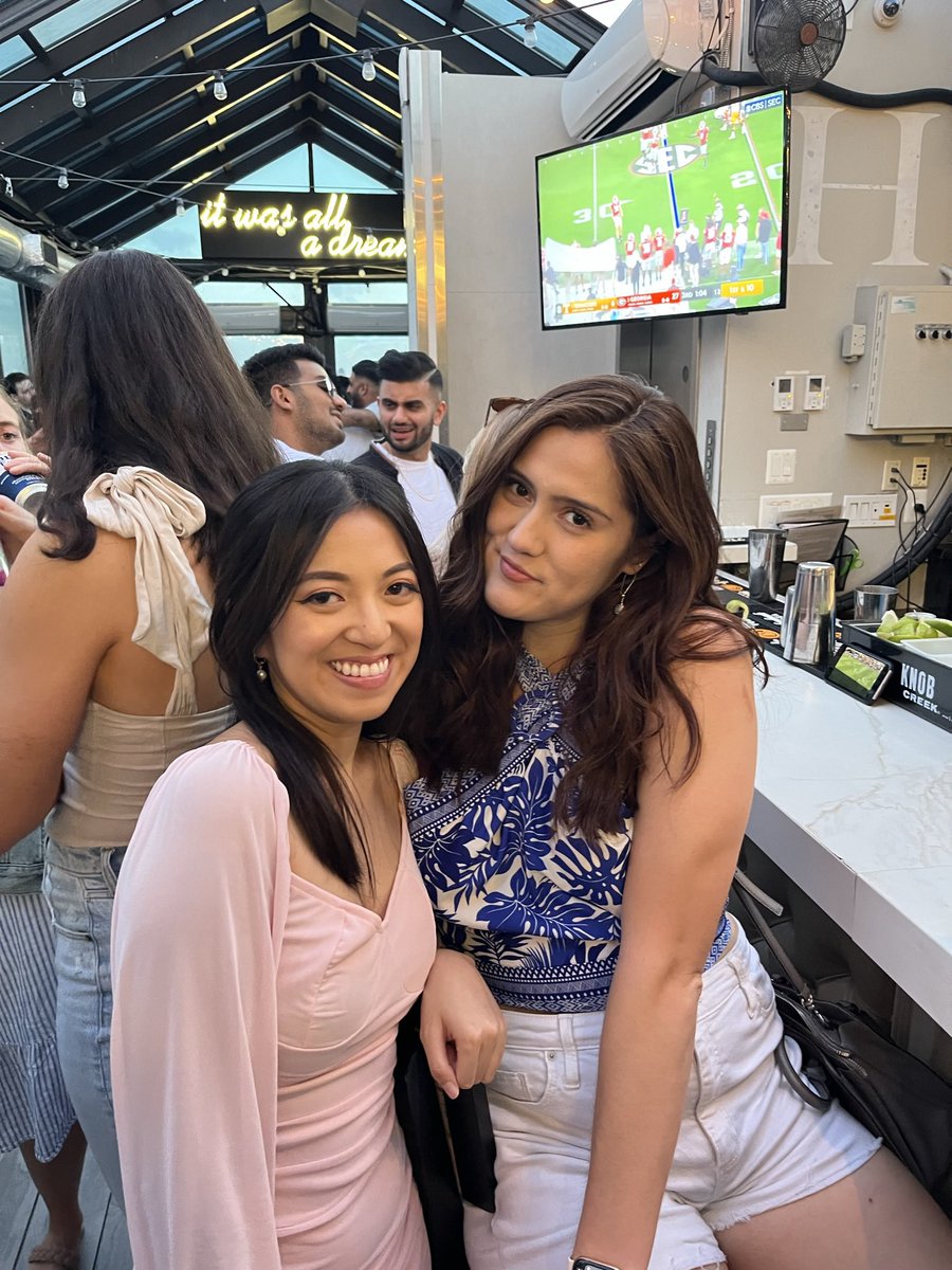 Such a fun night celebrating Dr. Vu. 🥂🎉