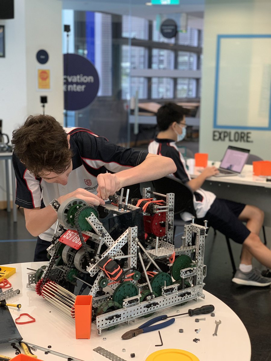 Phú Giao Hua tweet media