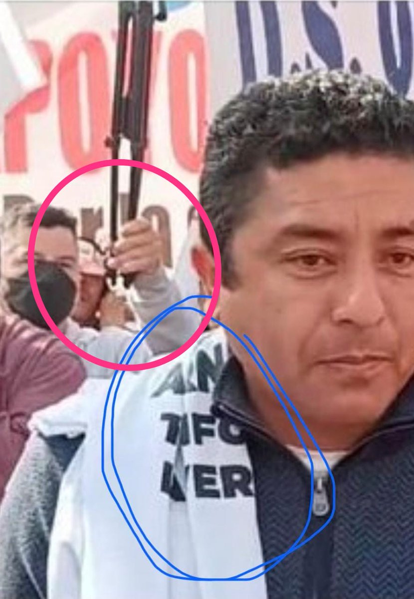 NoDignos's tweet photo. #Agresión a #DiegoB de @willaxtv se dió por seguidor de #GuillermoBermejo ,le dió el polo?🤔 Le ordenó que le hiciera daño?🤔 Hay mano sucia en este hecho funesto y despreciable.Que contestará el rojito?😡 https://t.co/EKOHHjIZSv