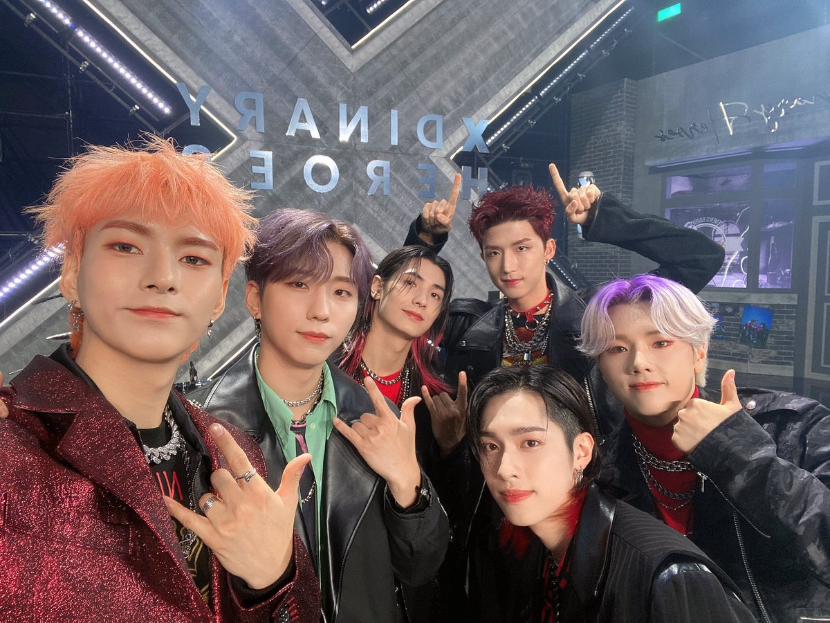 Jiwoonzg's tweet photo. Villains, we'll see you later. ❤ https://t.co/g0I8YaF716