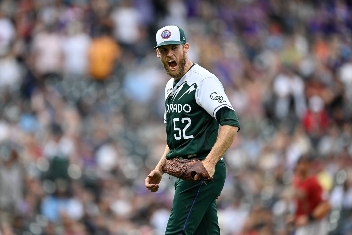DannyVietti's tweet photo. Daniel Bard, rather quietly, had one of the greatest seasons by a pitcher in Rockies history.

1.79 ERA | 69 SO | 34/37 saves | .162 opp BA

After May 18, he allowed just 6 ER in 43 games (1.15 ERA).

1.97 ERA at Coors Field (!!!). Led all MLB relievers with 3.8 bWAR. https://t.co/pECJ73i2Pj