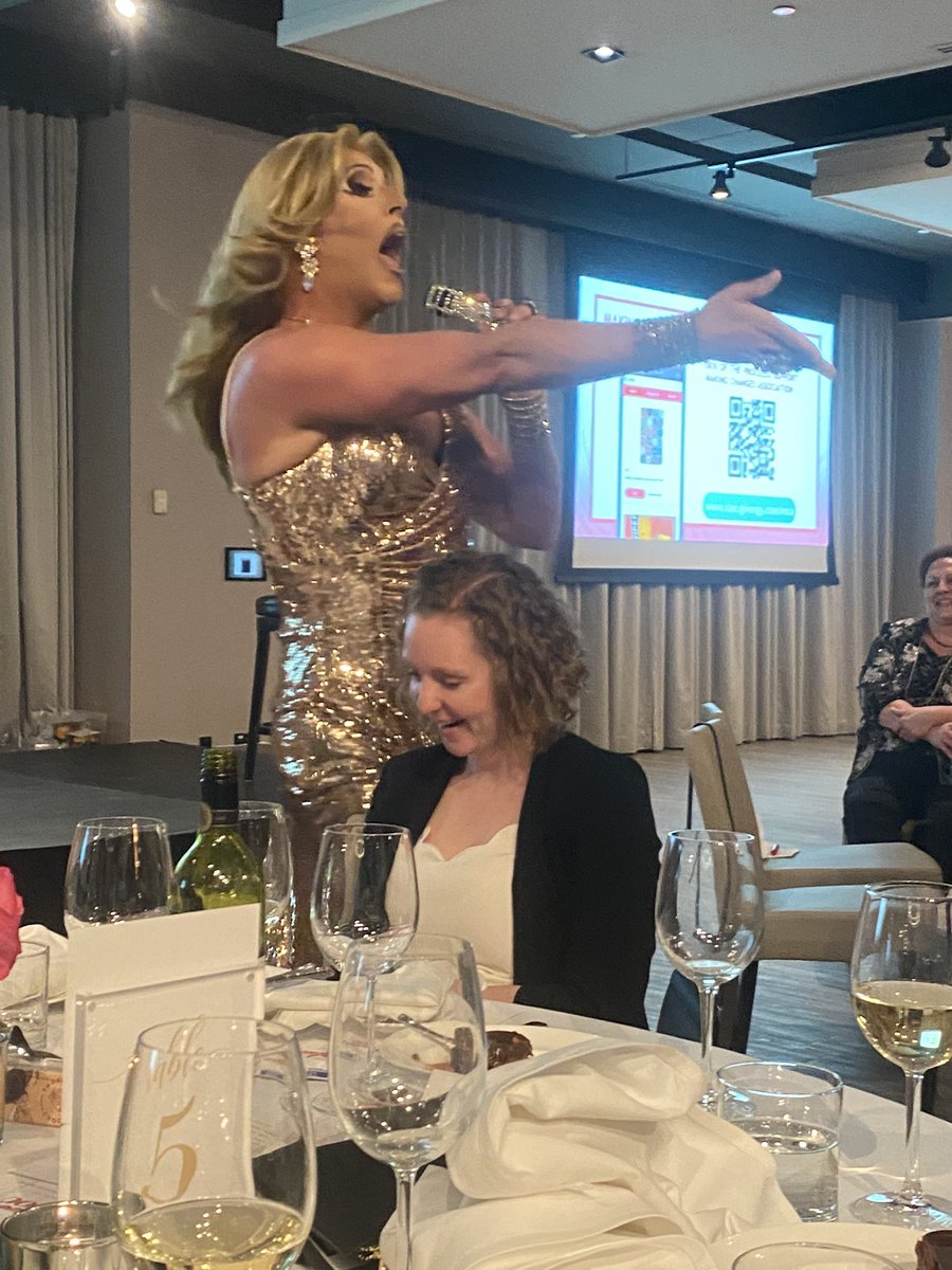 Nicole Lauret tweet media