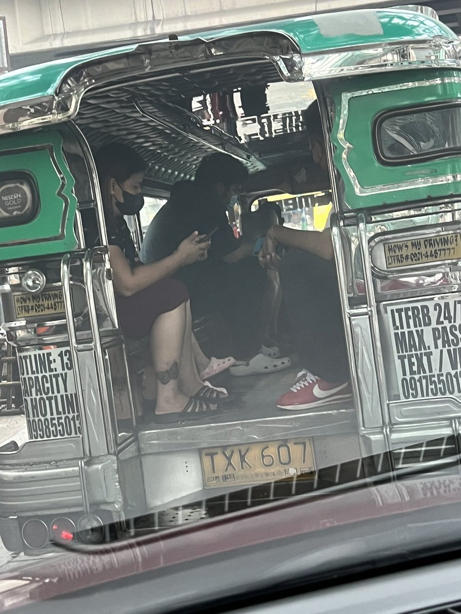 mardyuri's tweet photo. @MMDA Any action sa mga jeepneys na ginagawa pong terminal ang mga inappropriate areas sa daan. Cause of traffic. This is in Malvar cor Taft Avenue. https://t.co/ATkLOwaFEg