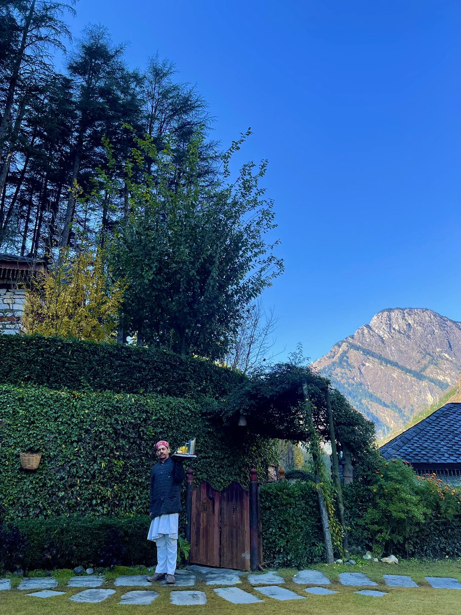 kailashathv's tweet photo. Autumn fairyland🧚‍♀️🧚‍♀️ #thehimalayanvillage #kasol #parvativalley #tosh #kutla #chalal #fairytaleplacesdoexist #himachali #fairyland #autumnfairyland #workisworship #himachaligirls👸 #snow #snowvalley #kullumanali #kasolvalley❤️ #himachalpradesh 9805072712 https://t.co/dU5r5YR4Bq https://t.co/DfhizEK4UM
