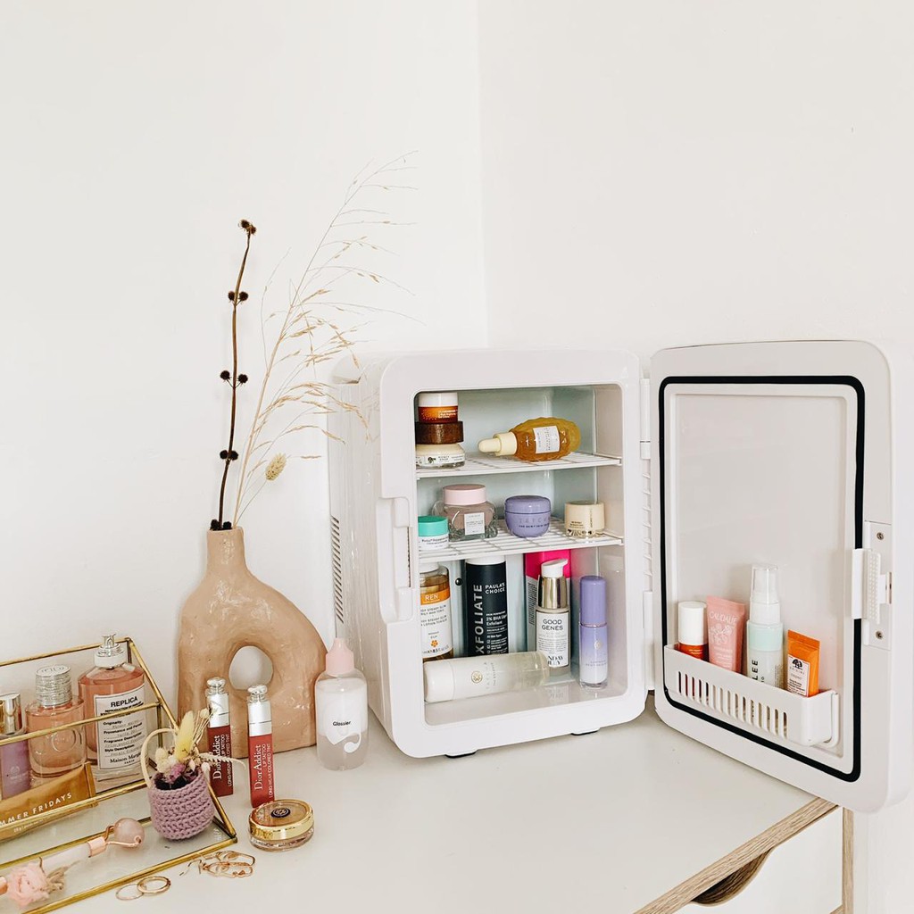 Kulkas Mini Lucu buat nyimpen Make Up

Langsung 𝗸𝗹𝗶𝗸 𝗹𝗶𝗻𝗸 shope.ee/A9h3OEwLgm yaa..😉

#penikmatonline