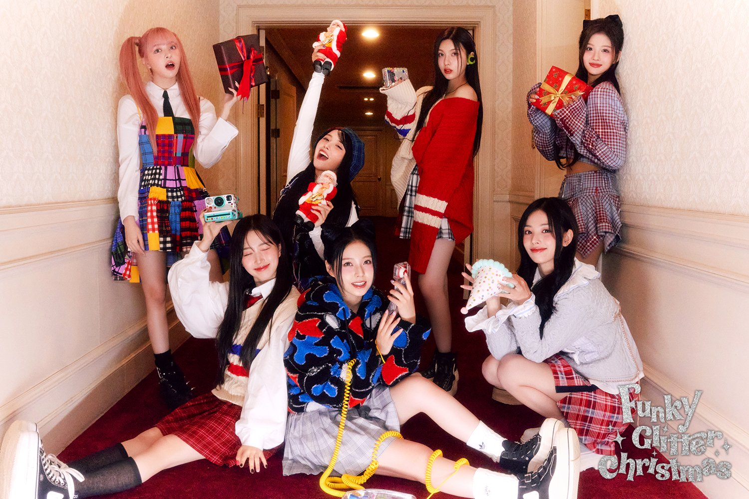 FhQgJSIaMAAJarE?format=jpg&name=large