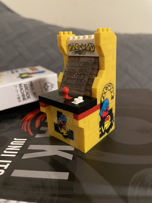 this thing is the size of my vape lol #nanoblock https://t.co/vOKQqn5bml