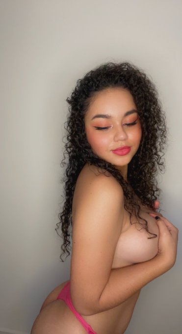 Jugamos? Si pierdo me quito una prenda&hellip;  #Sensual7 #beautiful #follw_me #modelphotography #Noviembre2022<a href="/tag/sensual7"class="tags">#Sensual7</a><a href="/tag/beautiful"class="tags"><span>#beautiful</span></a><a href="/tag/modelphotography"class="tags"><span>#modelphotography</span></a><a href="/tag/viral"class="tags"><span>#viral</span></a><a href="/tag/redessociales"class="tags"><span>#redessociales</span></a>