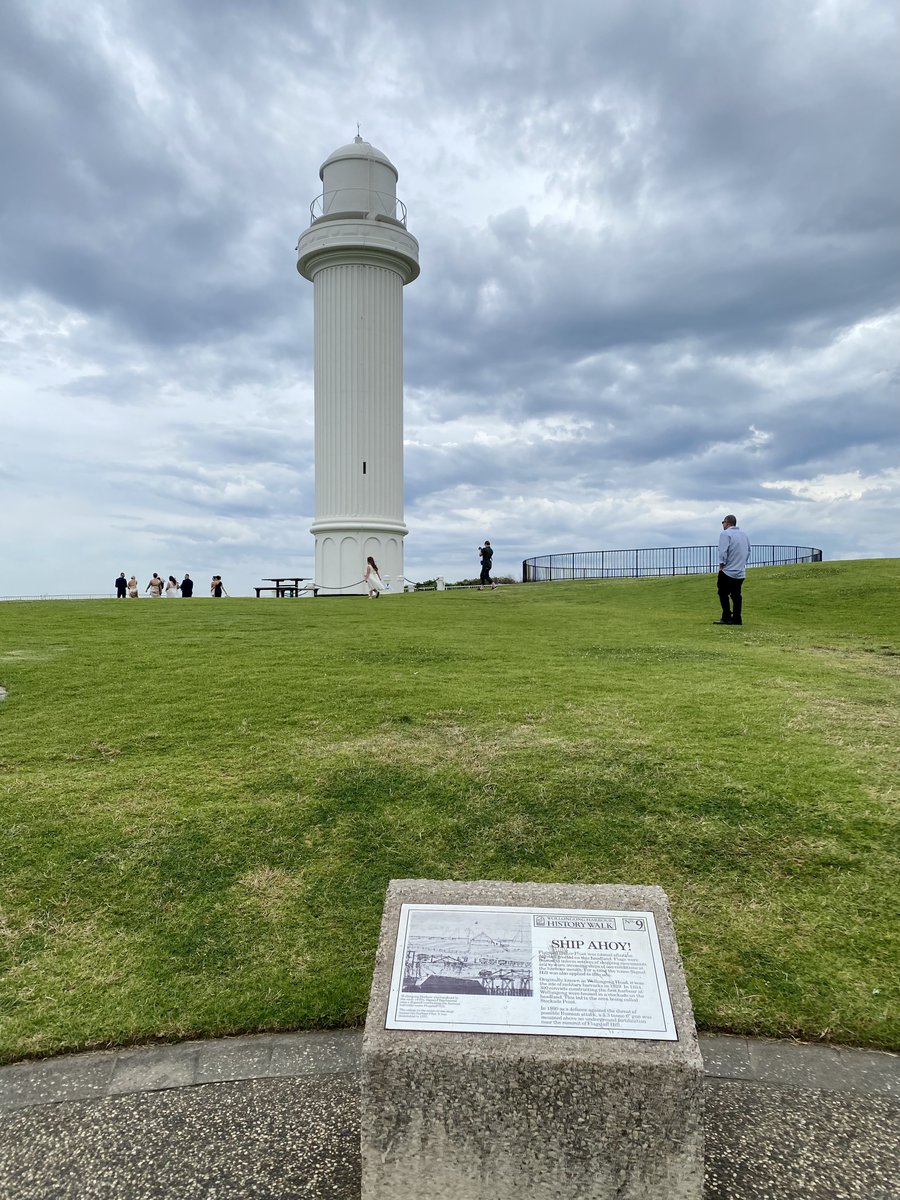 Thank you to the Skyrings for their guided walking tour of Woollongong. I'm pleased to say we ate edible leaves, saw lighthouses (pleural) and sighted rare flowers and birds #USANZNSW22  <a href="/AmandaSJChung/">Amanda Chung</a>