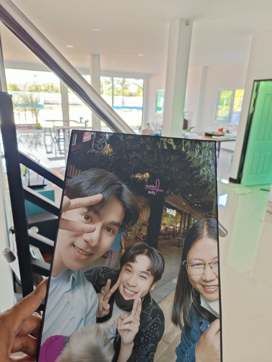 RThongsuwan's tweet photo. 11/11 เปิดกิจการใหม่
บ้านสมิหลาซีฟู๊ดสาขา 2(ลำพูน)
ขอบคุณครอบครัวคูเปอร์ปอยแฟมิลี่ที่ส่งมอบความรักมาให้ fc หัวเมืองทางเหนือ น่ารักมากๆค่ะ❤️❤️
ปล.ถ้าคูเปอร์_ปอยผ่านมาเห็น ป้ารอต้อนรับอยู่ทางนี้คร้าบ😚
#คูเปอร์ปอยแฟมิลี่ https://t.co/D3MvSU72vD