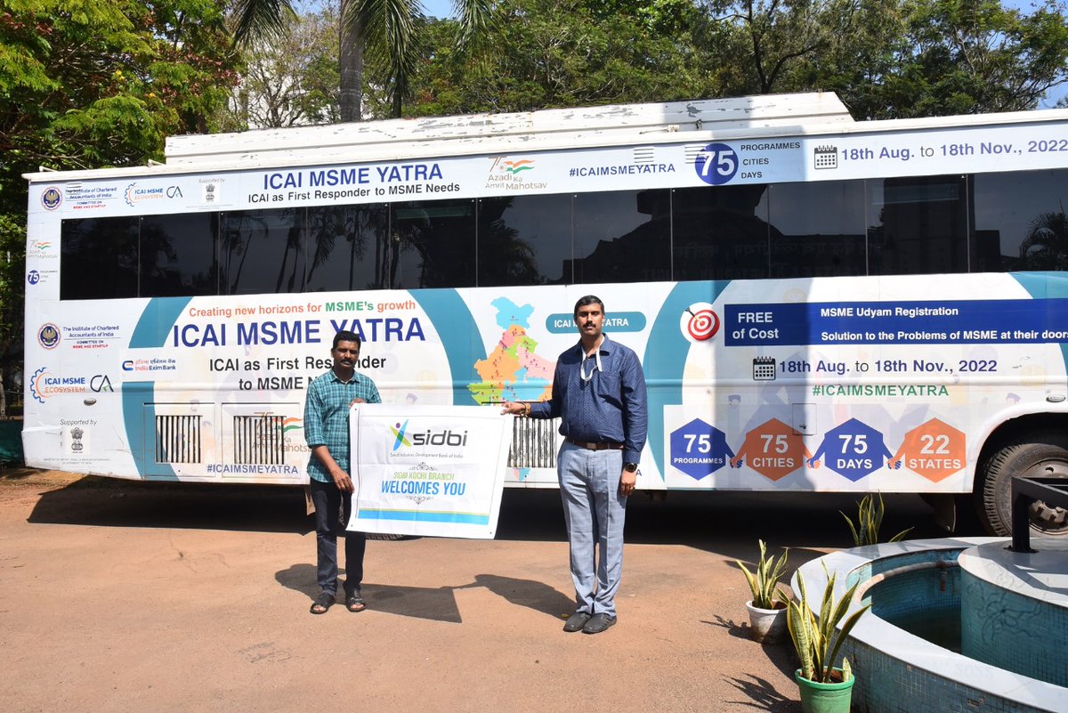 sidbiofficial's tweet image. Kozhikode hosted the #ICAIMSMEYatra bus. The role of #SIDBI in developing #MSMEecosystem in the country, #Digitisation of #creditprocess and various #directcredit schemes were presented to existing #Entrepreneurs and #Aspiring entrepreneurs. 
#SIDBIMSME #DigitalBankingUnit #MSME