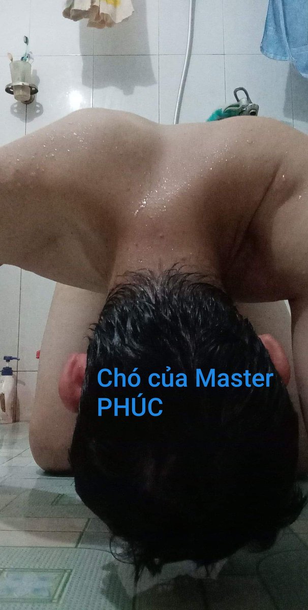Súc Nô sáng sớm quỳ lạy CHỦ trước khi đi làm