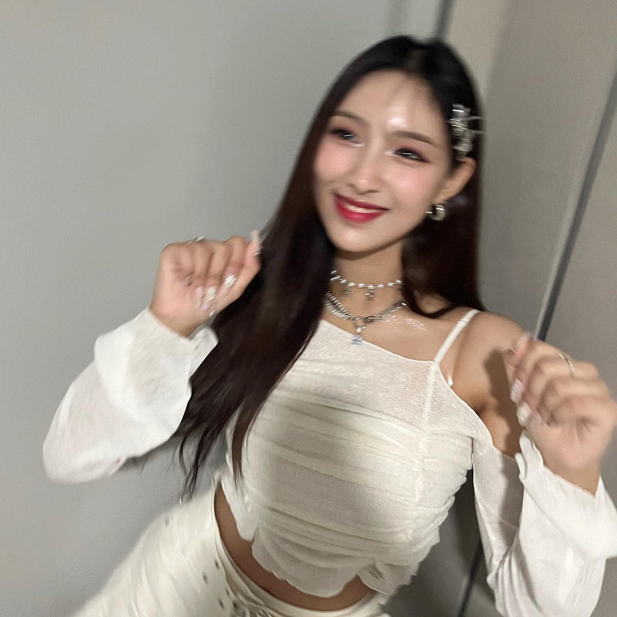chowonpic's tweet photo. #초원 https://t.co/OEZ7D2T9w0