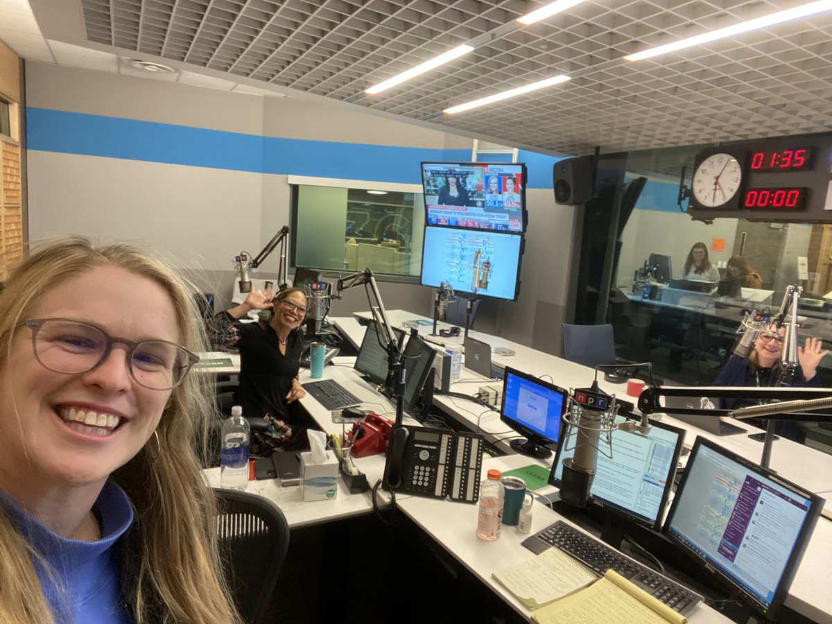 ElissaNadworny's tweet image. I’ve been hosting @npratc this week and it’s been a wild ride w/ midterms &amp;amp; special coverage. 

Honored to tell you about the news w/ the best journos, friends &amp;amp; teammates.

Listen w/ us tonight starting 4 ET @NPR