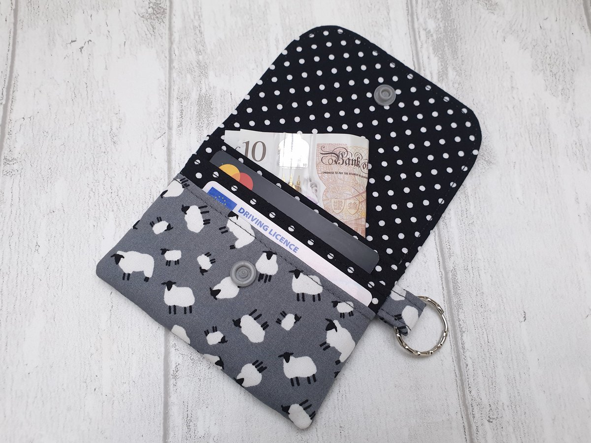KentHandmade's tweet photo. Hello #ElevensesHour! Something new in my Etsy shop which would make a lovely stocking filler. Pop on over and check it out👇
https://t.co/uPvxOR8kyE
#MHHSBD #StockingFiller #ChristmasGiftIdeas #Sheep https://t.co/SB4yOOThQD