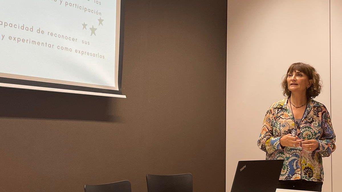 Atenció Primària i a la Comunitat de l'ICS (@primariaicscat) on Twitter photo Vuit projectes de l'#apicsbcn s'han presentat al #XXReencuentroPACAP per la seva millora de la salut comunitària
Són iniciatives com escoles de salut, activitat física, hort, teatre o formació
#CAPLaPau #CAPLaMina #CAPCasernes #CAPManso #CAPSants #CAPLaMarina #Basiq Vuit projectes de l'#apicsbcn s'han presentat al #XXReencuentroPACAP per la seva millora de la salut comunitària
Són iniciatives com escoles de salut, activitat física, hort, teatre o formació
#CAPLaPau #CAPLaMina #CAPCasernes #CAPManso #CAPSants #CAPLaMarina #Basiq