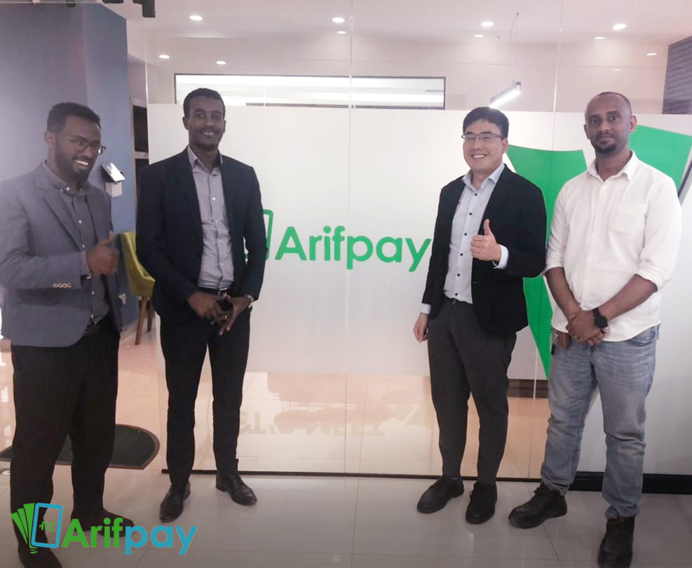 ArifpayEthiopia's tweet photo. Thank you for stopping by our office Freeman Wang, Managing Director of Africa & ME at #Topwise
Arifpay is always looking to partner with the best payment device manufacturers in the world to offer the best payment experience to customers in #Ethiopia.
1/2 https://t.co/o5pcXfGQVO