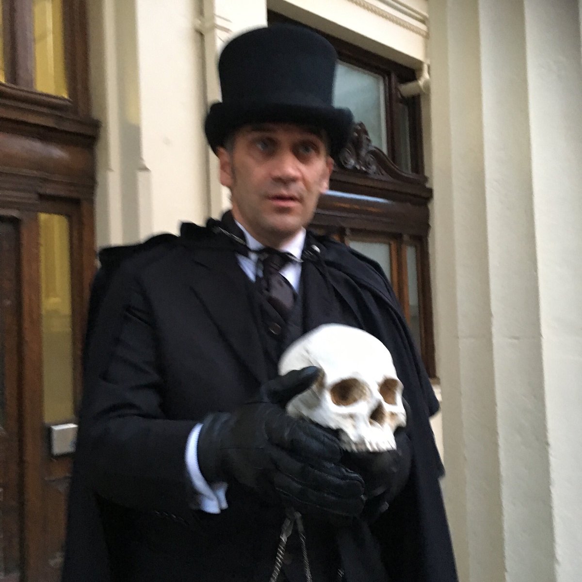 HGhostwalk's tweet photo. TOMORROW NIGHT (Saturday 12th)! 

Ghostwalk of the Lanes, Brighton! No need to book, just meet outside Druids Head 7.30pm. £12/£10/£8:

https://t.co/Wg4U0tUM1d https://t.co/zXjU9oRUV8
