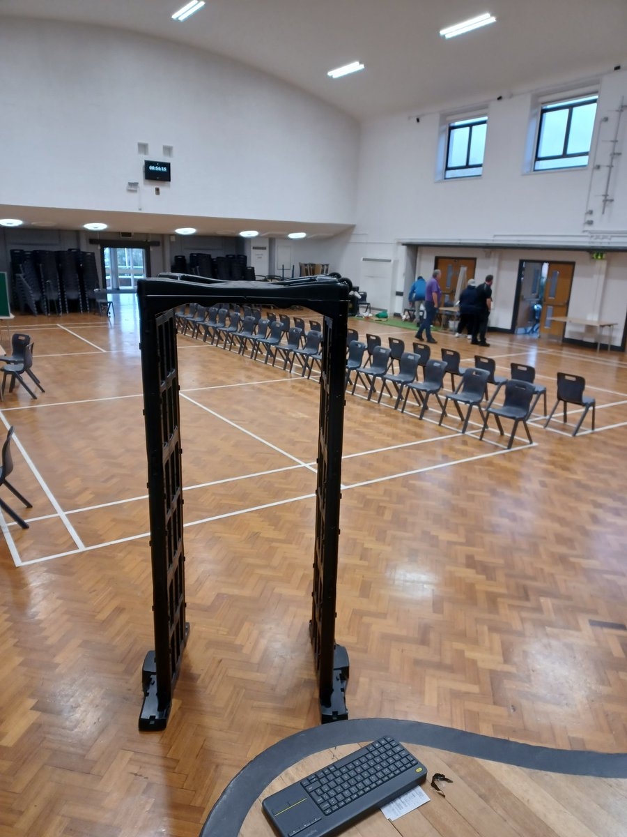 All ready for the Community Safety Day <a href="/NunneryWoodHS/">Nunnery Wood High School</a>.  Speaking to Yr 7 &amp; 8 about safety around Knife Crime. With <a href="/WCCYouthTeam/">Youth Intervention & Community SafetyTeam</a> #opsceptre #communitysafety