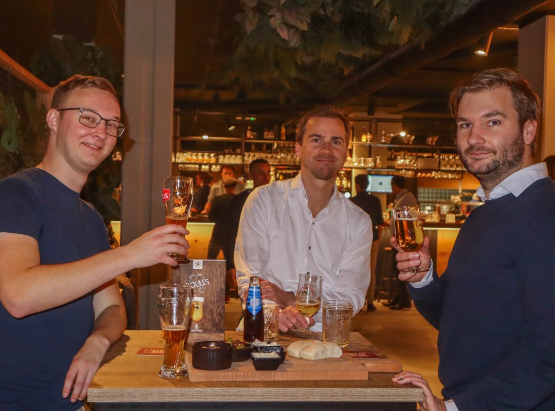 PhotonFirst tweet media