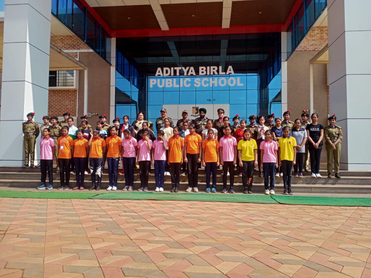 RayagadaNcc's tweet photo. 2(0) Girls Bn NCC Rayagad. Rayagada battalion under jw institutes Aditya Birla school &amp;Dongasil Dikiri... Visited by col. V.S srinivas....
@Sriniva78045045 
@dgncc_india 
@DHE_Odisha 
@PMOIndia 
@kalinga_sagar https://t.co/aO14ThSmzL