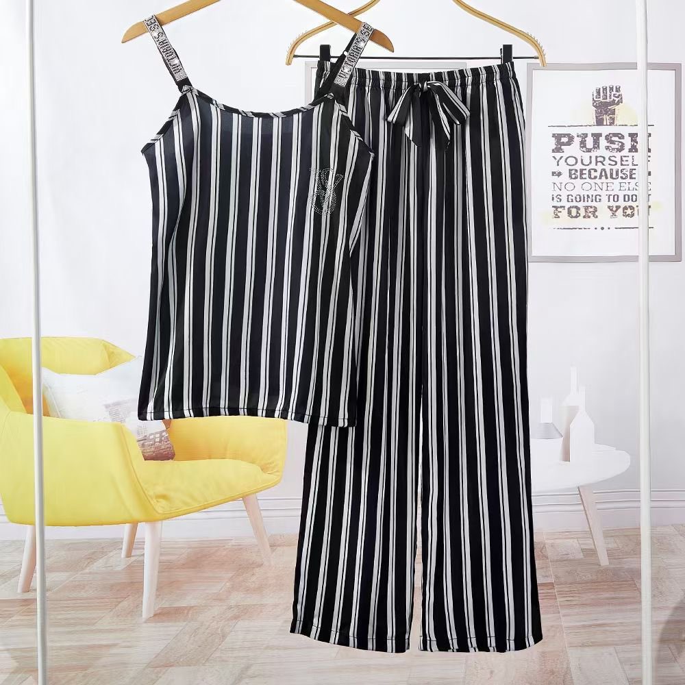 LicksonLima's tweet image. Good quality wear . Message now and order 🚚 get your delivery at your door step