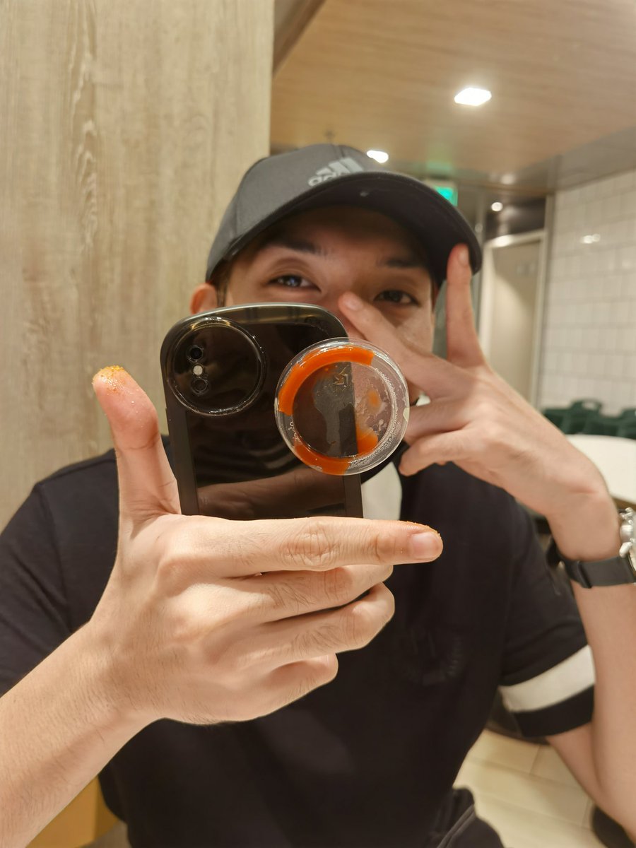 JPsoliva's tweet image. Iphone 30.5 with sauce

@PressHitPlay