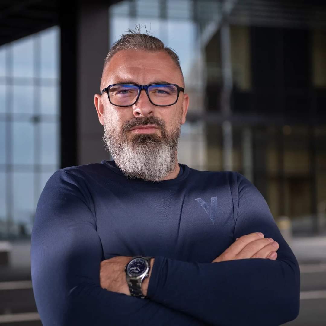 Nasza historia nigdy nie była usłana różami, najbliższy czas, również nie będzie najłatwiejszy.

Bądźmy dumni z Polski, nie zapominajmy o przeszłości, planujmy przyszłość. 

W nas samych jest siła. 💪 🇵🇱

#balticus #polska #beproud #madeinpoland #dzienniepodleglosci