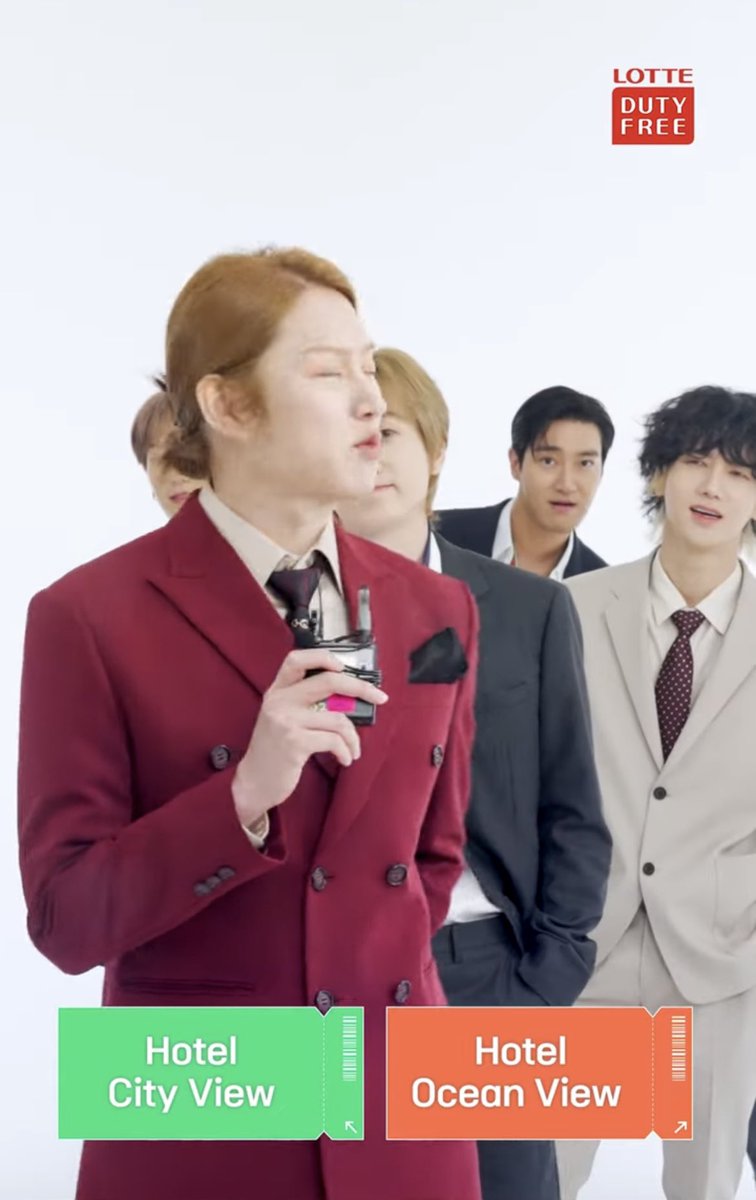 Julyoo6's tweet image. 映りたがりな人がいっぱい🤭𐤔𐤔𐤔
みんな可愛いな💙
#SUPERJUNIOR
#LDFBalanceGame