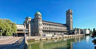 PrentisV's tweet photo. Some science museums/science centres from around the world. A thread. Here is Deutsches Museum,  in a German river isle. One of the largest in Europe, 1.5m visitors per year, a classic model "from Aeronautics to Agriculture, Chemistry to Classical Optics". Hendrix played here!1/8 https://t.co/5m0urEYcWN