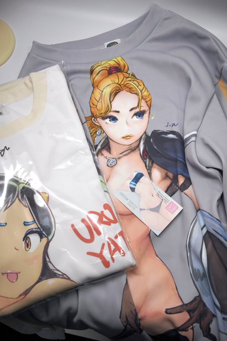 謎シャツをこっそり出品。 