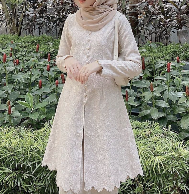 sabbykongsi's tweet photo. Finally found the perfect fit for convo or kenduri!!! Got 5 pretty colors to choose from!!! Simple yet so stunning 🫶🏼🫶🏼 https://t.co/PWcd8wS4Jg