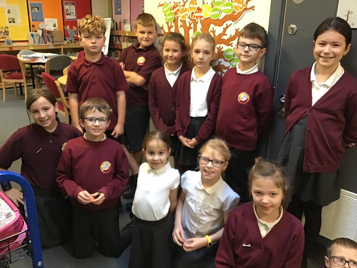 ⁦<a href="/DartonPrimary/">Darton Primary Sch</a>⁩ reading tree champions 🌲📚👏🤩👍
