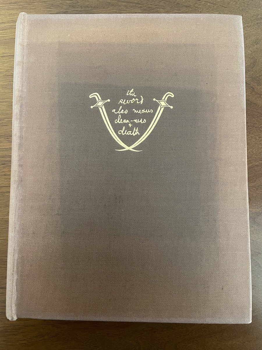 IanCallaway352's tweet photo. Book bothering in Callaway Towers on #ArmisticeDay - first edition #SevenPillarsOfWisdom by #TELawrence. #LawrenceOfArabia #books. https://t.co/DIxrJ3uhD1