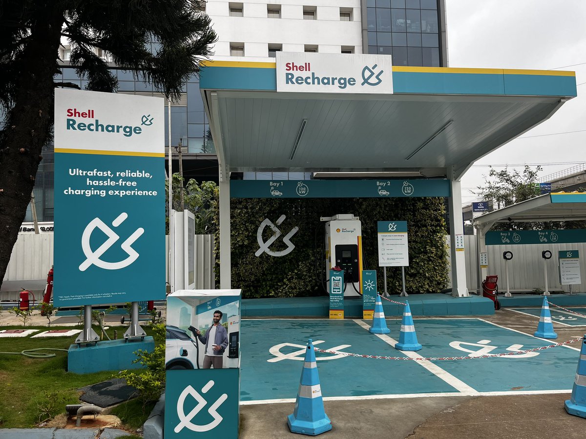 DeePakao's tweet image. Just in time!! #ShellRecharge