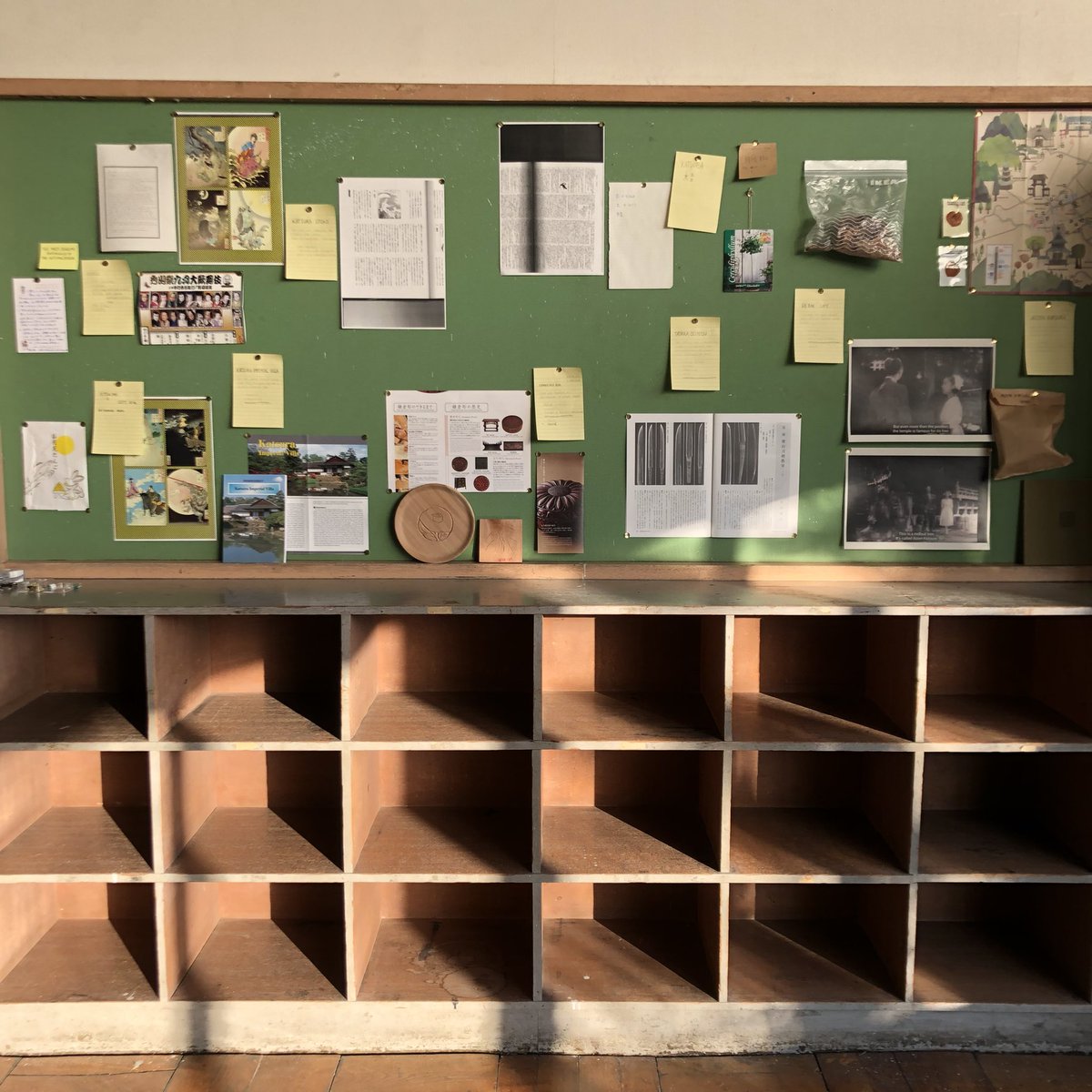 arcusproject's tweet image. オープンスタジオ2022は遂に来週です⭐️
日時：11/17 (木)〜20 (日)　13:00-18:00
会場：アーカススタジオ（もりや学びの里内）
入場無料

詳細はこちらから👉arcusprojectopenstudios.com

アーティストの滞在スタジオの様子を少し写真で紹介します。是非お越しください。