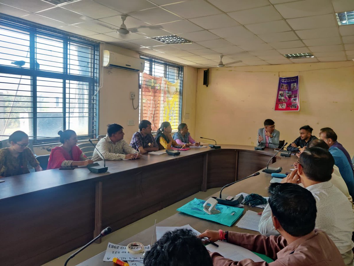 Postal Ballot Team meeting 146-Padra <a href="/CollectorVad/">Collector & DM Office Vadodara</a> <a href="/sdmvadodara_R/">SDM Vadodara(Rural)</a> <a href="/CEOGujarat/">Chief Electoral Officer, Gujarat</a>